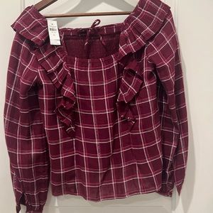 NWT Loose plaid long sleeved shirt